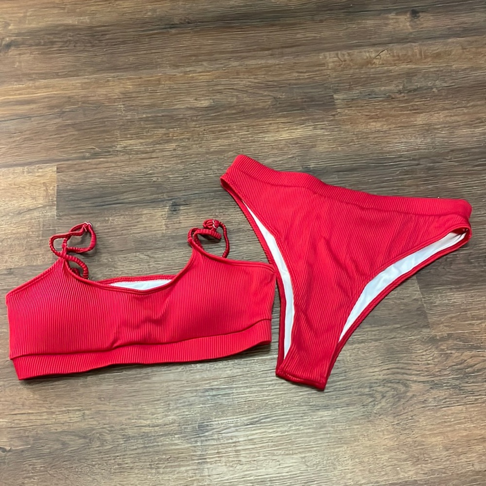 SHEIN swimsuit. Size L. Never worn